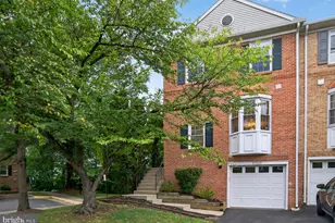 6750 Cardinal Woods Ct, Lorton, VA 22079 - Photo 1