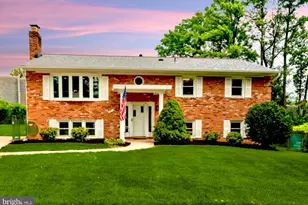 2811 Elsmore St, Fairfax, VA 22031 - Photo 1