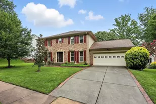 7013 Hundsford Ln, Springfield, VA 22153 - Photo 1