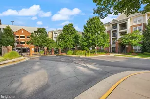 12905 Centre Park Cir, Herndon, VA 20171 - Photo 1