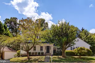 12227 Ox Hill Rd, Fairfax, VA 22033 - Photo 1