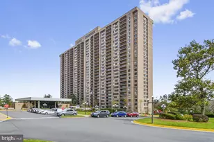 3701 S George Mason Dr, Falls Church, VA 22041 - Photo 1