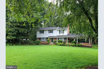 10617 Good Spring Avenue, Great Falls, VA 22066 - Photo 1