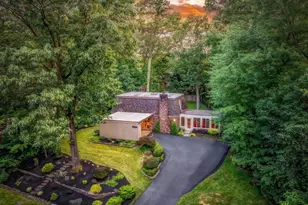 11205 Wedge Dr, Reston, VA 20190 - Photo 1