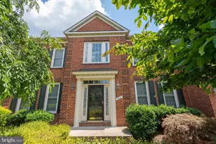 4481 Shady Point Pl, Chantilly, VA 20151 - Photo 1