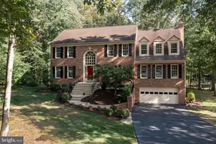 7407 S Reach Dr, Fairfax Station, VA 22039 - Photo 1