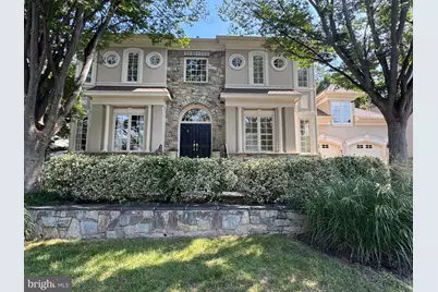 7444 Old Maple Square, McLean, VA 22102 - Photo 1