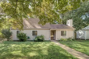 11301 Gatesborough Ln, Reston, VA 20191 - Photo 1