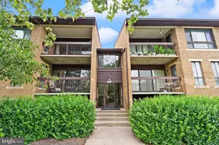 551 Florida Ave, Herndon, VA 20170 - Photo 1