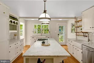 1012 Grant St, Herndon, VA 20170 - Photo 1