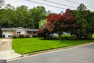 11138 Byrd Dr, Fairfax, VA 22030 - Photo 1