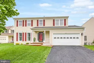 8010 Old Parsonage Ct, Alexandria, VA 22315 - Photo 1