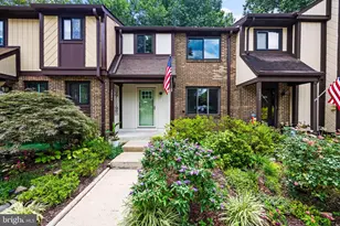 5884 Jacksons Oak Ct, Burke, VA 22015 - Photo 1