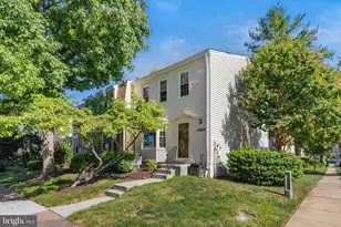 9175 Broken Oak Pl, Burke, VA 22015 - Photo 1