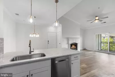 4401 Weatherington Lane #401, Fairfax, VA 22030 - Photo 1