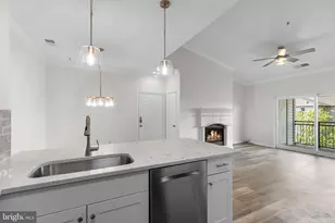 4401 Weatherington Ln, Fairfax, VA 22030 - Photo 1