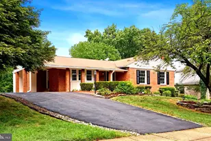 1940 Powhatan St, Falls Church, VA 22043 - Photo 1