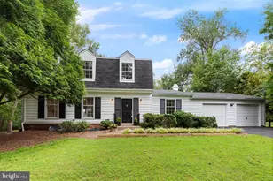 1802 Cranberry Ln, Reston, VA 20191 - Photo 1