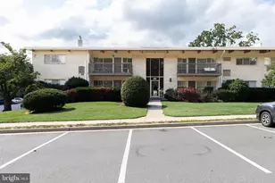 4965 Americana Dr, Annandale, VA 22003 - Photo 1