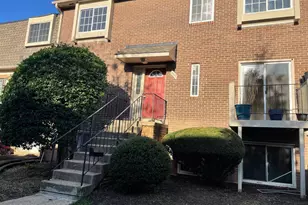 4537 Logsdon Dr, Annandale, VA 22003 - Photo 1