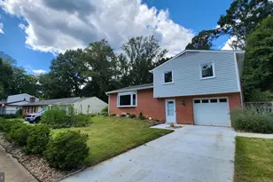 7120 Hadlow Ct, Springfield, VA 22152 - Photo 1