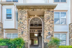 5916 Founders Hill Dr, Alexandria, VA 22310 - Photo 1