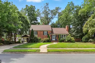 913 Croton Dr, Alexandria, VA 22308 - Photo 1