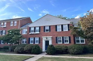 6620 E Wakefield Dr, Alexandria, VA 22307 - Photo 1