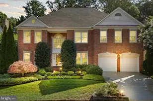 9419 Braymore Cir, Fairfax Station, VA 22039 - Photo 1