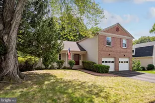 8105 Viola St, Springfield, VA 22152 - Photo 1