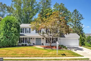 5216 Dunleigh Dr, Burke, VA 22015 - Photo 1