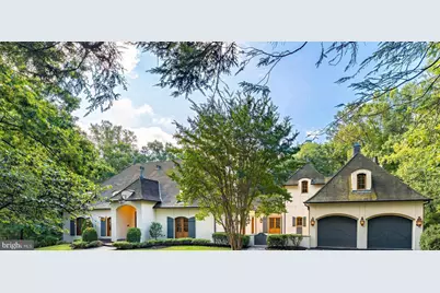 11101 Corobon Lane, Great Falls, VA 22066 - Photo 1