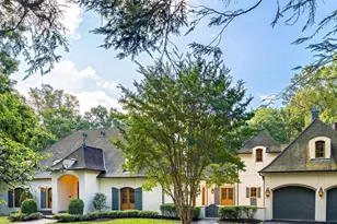 11101 Corobon Ln, Great Falls, VA 22066 - Photo 1