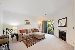 2204 Westcourt Ln, Herndon, VA 20170 - Photo 1