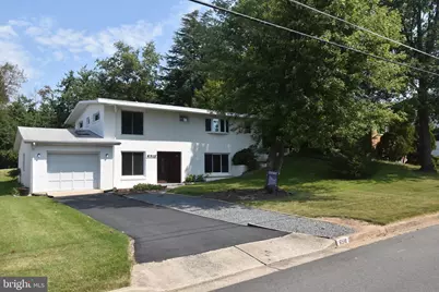 6518 Byrnes Drive, McLean, VA 22101 - Photo 1