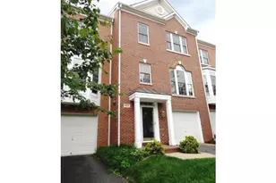 4234 Lower Park Dr, Fairfax, VA 22030 - Photo 1