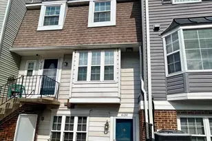 4120 Pleasant Meadow Ct, Chantilly, VA 20151 - Photo 1