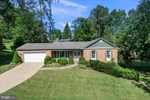 1804 Mason Hill Dr, Alexandria, VA 22307 - Photo 1