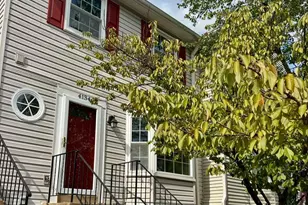 4134 Pleasant Meadow Ct, Chantilly, VA 20151 - Photo 1