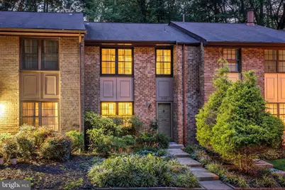 2022 Headlands Circle, Reston, VA 20191 - Photo 1
