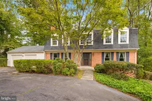 9023 Streamview Ln, Vienna, VA 22182 - Photo 1