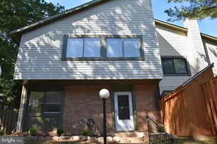 10665 Myrtle Oak Ct, Burke, VA 22015 - Photo 1