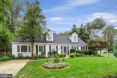 8611 Canterbury Drive, Annandale, VA 22003 - Photo 1