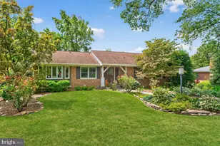 1305 Gatewood Dr, Alexandria, VA 22307 - Photo 1