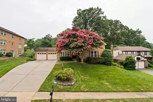 8907 Glade Hill Rd, Fairfax, VA 22031 - Photo 1