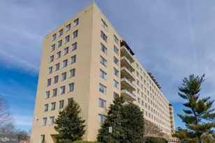 6631 Wakefield Dr, Alexandria, VA 22307 - Photo 1