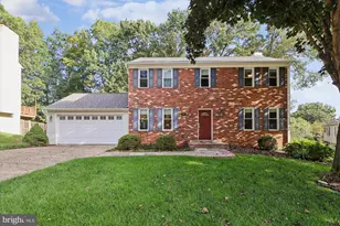 9352 Chestnut Knolls Dr, Fairfax, VA 22032 - Photo 1