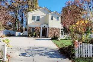 7122 Oak Ridge Rd, Falls Church, VA 22042 - Photo 1