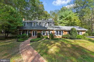 7917 Manor House Dr, Fairfax Station, VA 22039 - Photo 1