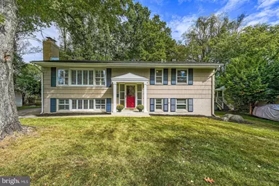 1107 Desale Street SW, Vienna, VA 22180 - Photo 1